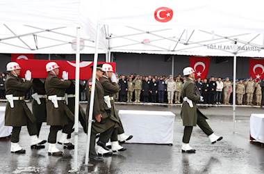 Pençe-Kilit Şehitlerimiz İçin Şırnak 23’üncü Piyade Tümen Komutanlığında Tören Düzenlendi