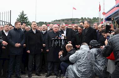 Millî Savunma Bakanı Yaşar Güler, Patlamanın Meydana Geldiği Balıkesir'deki Fabrikada Açıklamalarda Bulundu