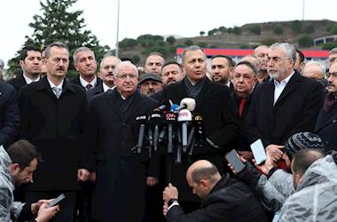 Millî Savunma Bakanı Yaşar Güler, Patlamanın Meydana Geldiği Balıkesir'deki Fabrikada Açıklamalarda Bulundu