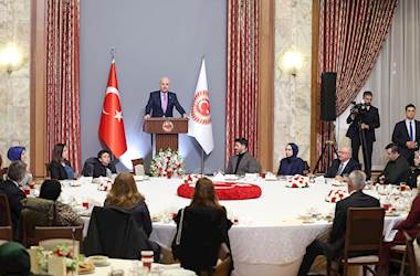 Millî Savunma Bakanı Yaşar Güler, Şehit Aileleri ve Gazilerle İftarda Bir Araya Geldi