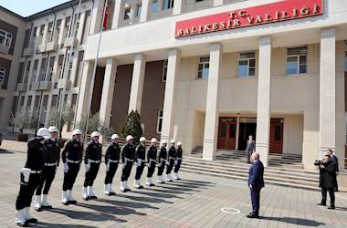 Millî Savunma Bakanı Yaşar Güler, Balıkesir Valiliğini Ziyaret Etti