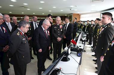 Atatürk’ün Harp Okuluna Girişinin 126’ncı Yıl Dönümü Dolayısıyla Kara Harp Okulunda Tören Düzenlendi 