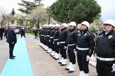 Millî Savunma Bakanı Yaşar Güler, 18 Mart Şehitleri Anma Günü ve Çanakkale Deniz Zaferi’nin Yıl Dönümü Etkinliklerine Katıldı 