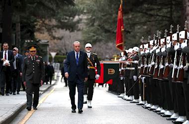 Cumhurbaşkanımız Sayın Recep Tayyip Erdoğan, Millî Savunma Üniversitesinde Kara Harp Okulu Öğrencileriyle İftarda Bir Araya Geldi