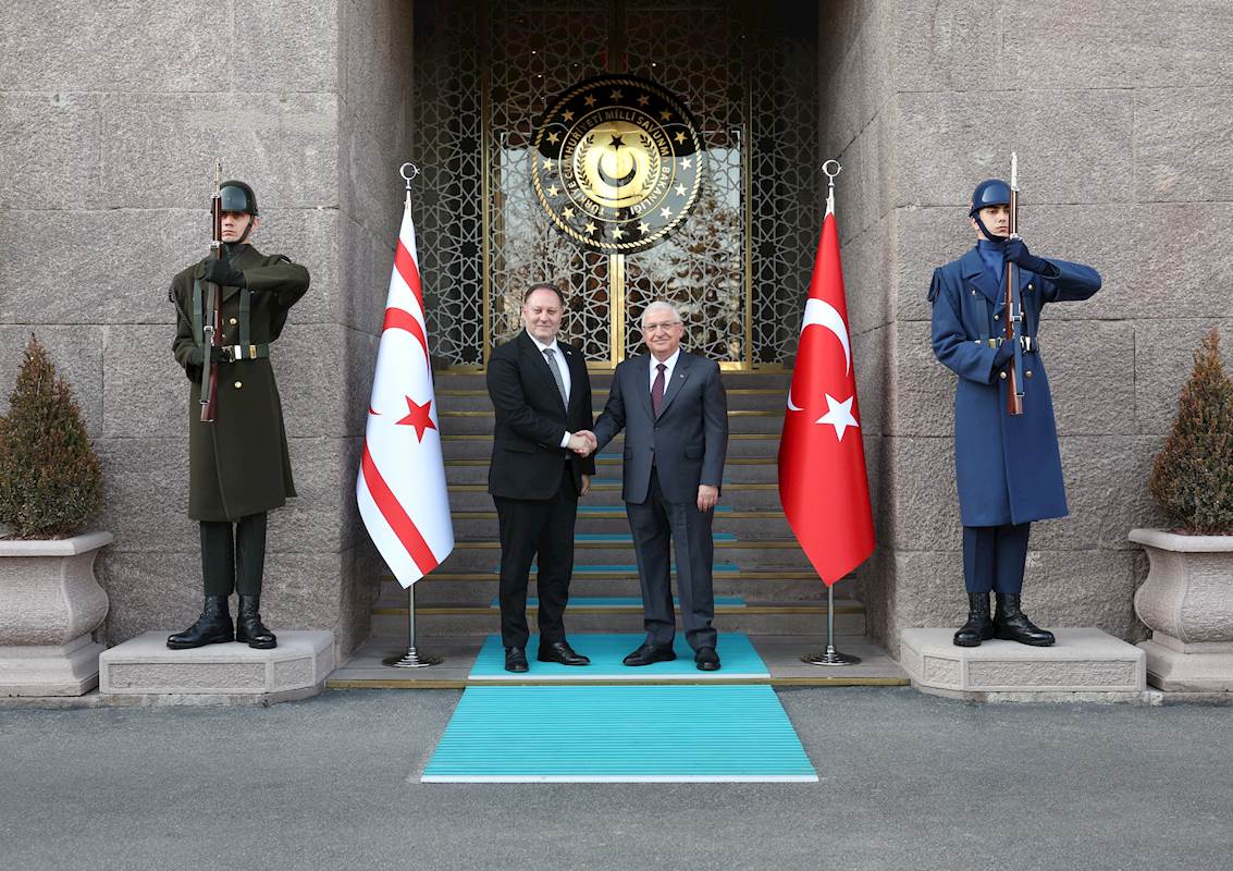 Millî Savunma Bakanı Yaşar Güler, Kuzey Kıbrıs Türk Cumhuriyeti Meclis Başkanı Ziya Öztürkler ile Bir Araya Geldi