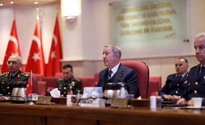 Millî Savunma Bakanı Hulusi Akar, Kazakistan Savunma Bakanı Orgeneral Ruslan Jaksylkov ile Bir Araya Geldi