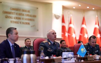 Millî Savunma Bakanı Hulusi Akar, Kazakistan Savunma Bakanı Orgeneral Ruslan Jaksylkov ile Bir Araya Geldi