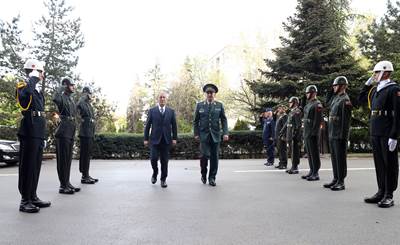 Millî Savunma Bakanı Hulusi Akar, Kazakistan Savunma Bakanı Orgeneral Ruslan Jaksylkov ile Bir Araya Geldi