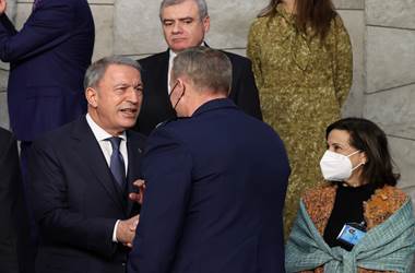 Millî Savunma Bakanı Hulusi Akar, NATO’daki Aile Fotoğrafı Çekimine Katıldı