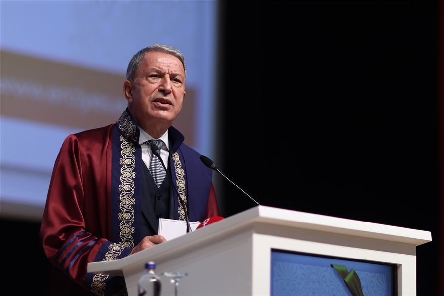 Millî Savunma Bakanı Hulusi Akar’a Erciyes Üniversitesi Tarafından Fahri Doktora Ünvanı Verildi