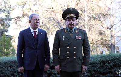 Millî Savunma Bakanı Hulusi Akar, Tacikistan Savunma Bakanı Org. Sherali Mirzo ile Bir Araya Geldi