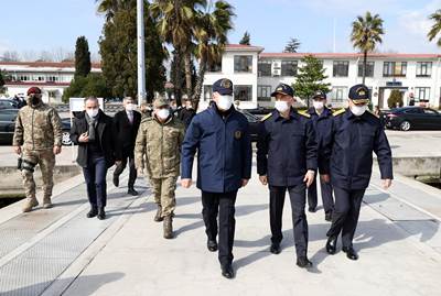 Millî Savunma Bakanı Hulusi Akar Millî Atış Sistemi MÜREN’i Kullandı, Millî Torpido AKYA İlk Defa Gerçek Hedefe Atıldı 