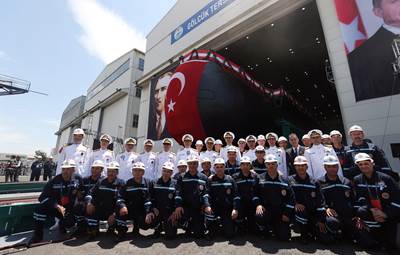  Cumhurbaşkanımız Sn. Erdoğan, Hızırreis Denizaltısı Havuza Çekme ve Selmanreis Denizaltısı İlk Kaynak Töreni'ne Katıldı