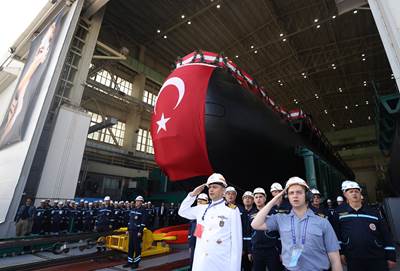  Cumhurbaşkanımız Sn. Erdoğan, Hızırreis Denizaltısı Havuza Çekme ve Selmanreis Denizaltısı İlk Kaynak Töreni'ne Katıldı