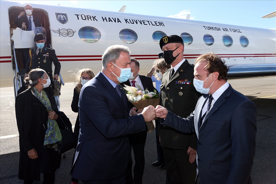 Millî Savunma Bakanı Hulusi Akar, Savunma Bakanları Toplantısı İçin Gürcistan’a Gitti