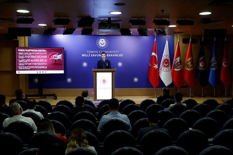 Terörle Mücadele Başta Olmak Üzere Devam Eden Faaliyetlerimize İlişkin Basın Bilgilendirme Toplantısı Düzenlendi