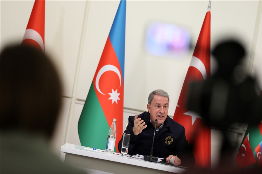 Millî Savunma Bakanı Hulusi Akar, Azerbaycan Basınının Sorularını Cevapladı