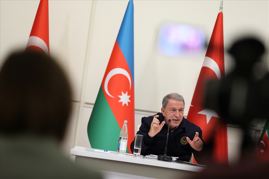 Millî Savunma Bakanı Hulusi Akar, Azerbaycan Basınının Sorularını Cevapladı